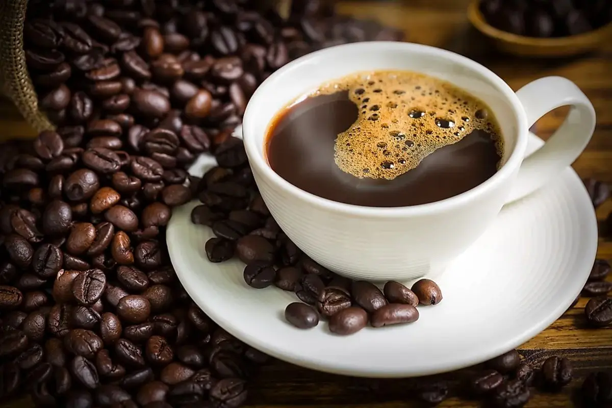 کافئین قهوه بیشتر است یا چای؟