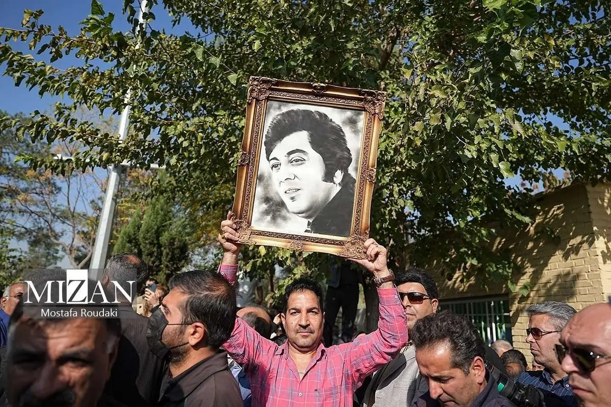 (تصاویر) مراسم تشییع پیکر زندهیاد اکبر گلپا در قطعه هنرمندان