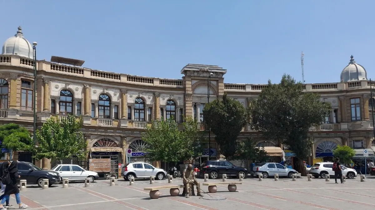 تصاویر میدان حسن‌آباد تهران؛ ۷۰ سال پیش