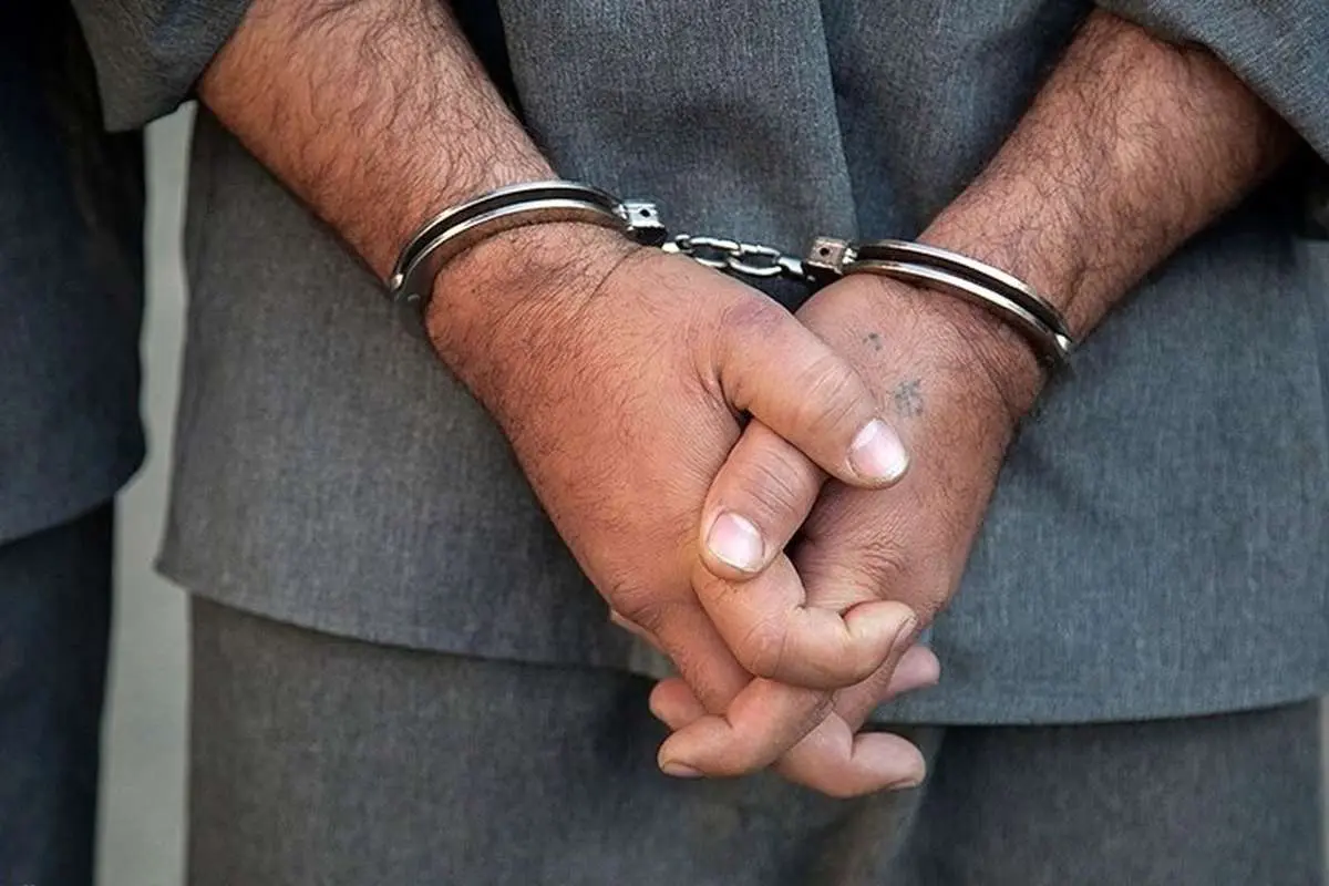 (عکس) انهدام شبکه فعال قاچاق سلاح و مهمات شرق کشور