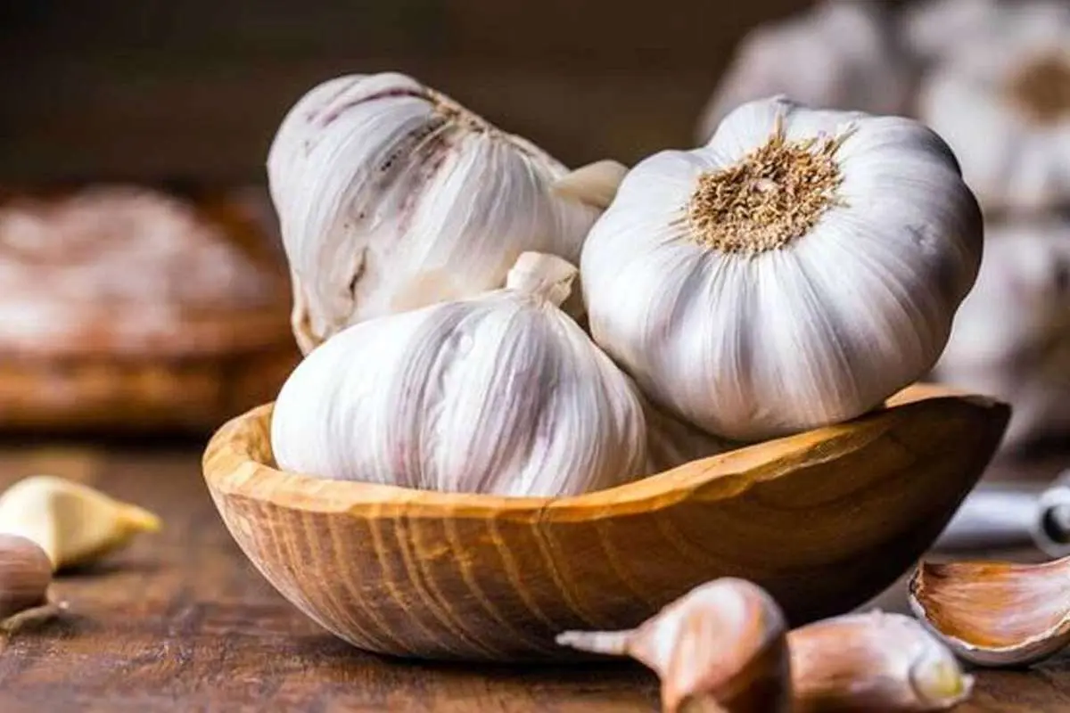 برای سلامت قلب این سبزی بد بو را بخورید
