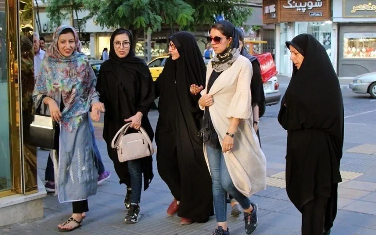 زندگی لرزان زنان در آینده ایـران