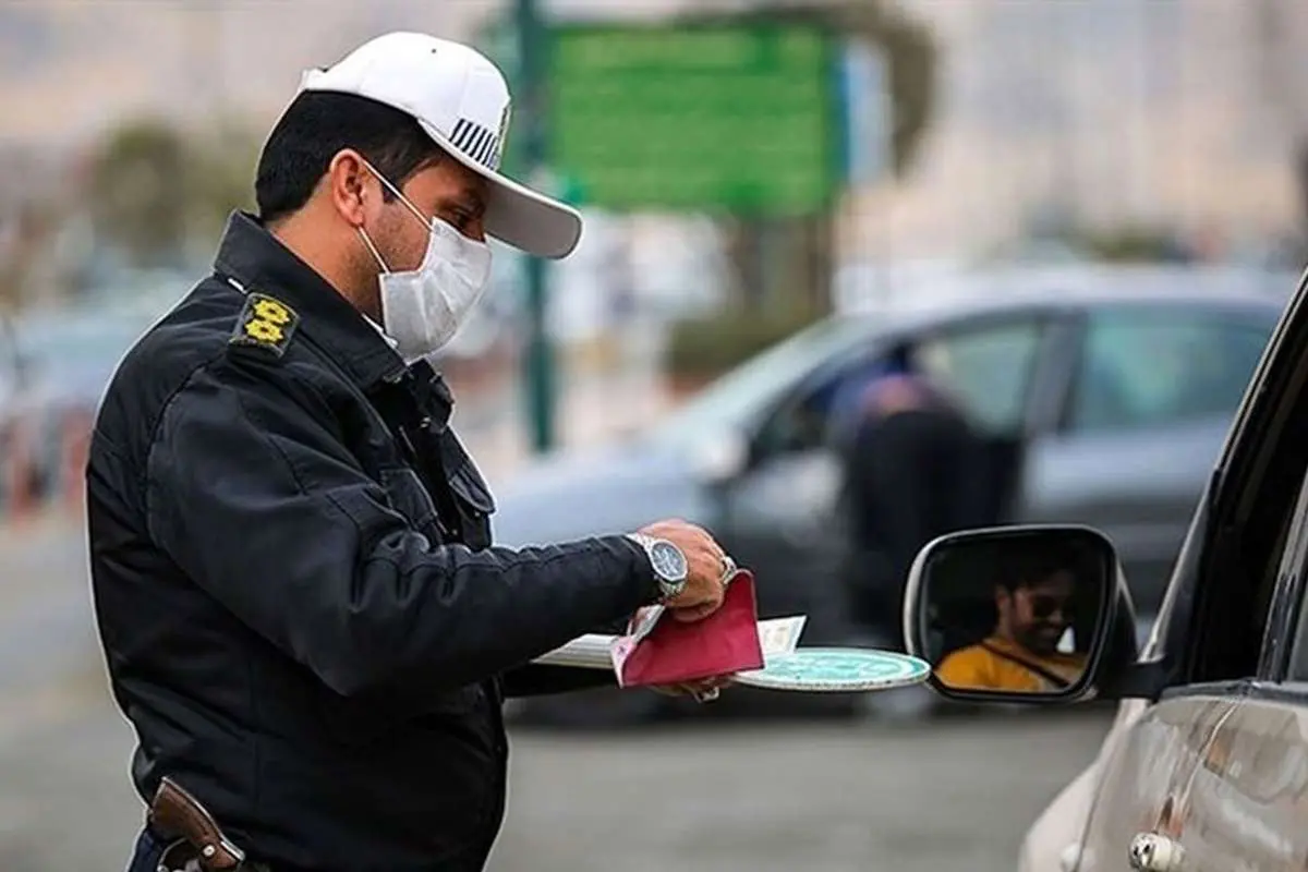 جریمه روزانه ۸۰۰ خودرو در یک خیابان تهران