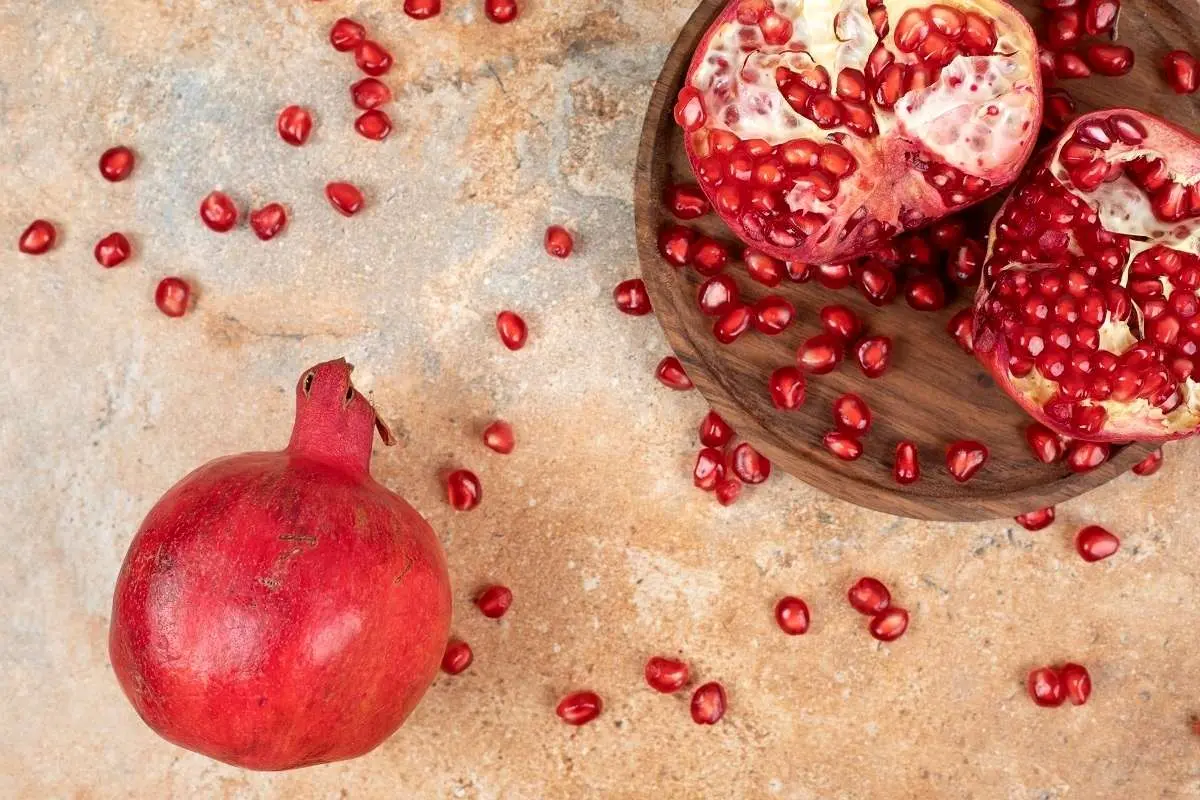بهترین روش‌های دانه کردن انار؛ سریع و راحت