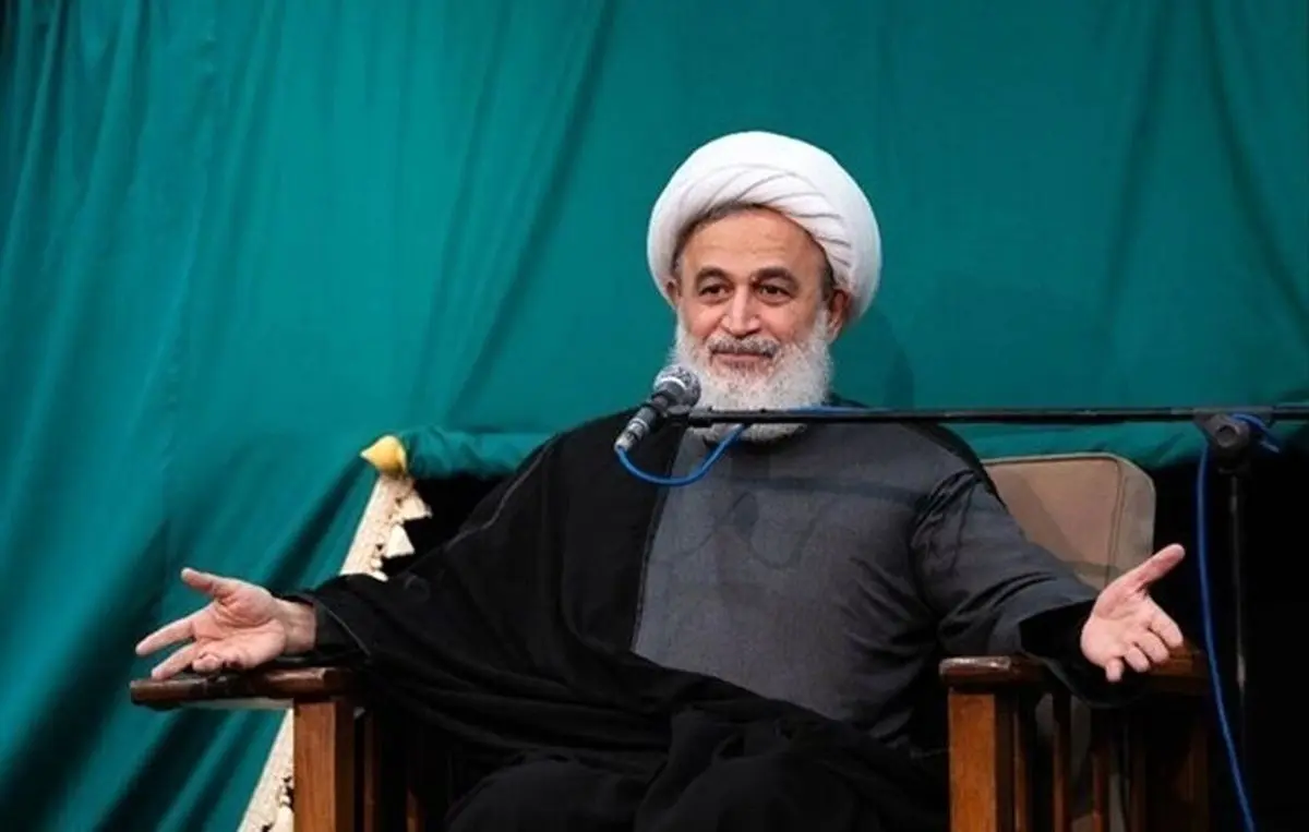 پناهیان: آدم انقلابی مانند بقیه سر در آخور ندارد