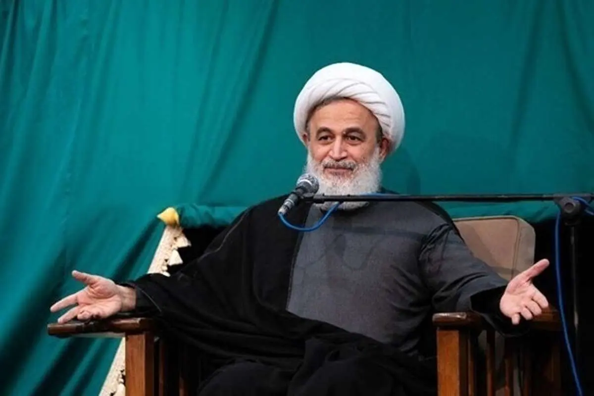 پناهیان: آدم انقلابی مانند بقیه سر در آخور ندارد