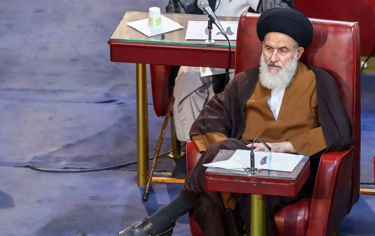 روایت عضو مجلس خبرگان از نطق انتقادی‌اش علیه روحانی: او دفاع کرد، رفت و دیگر ننشست