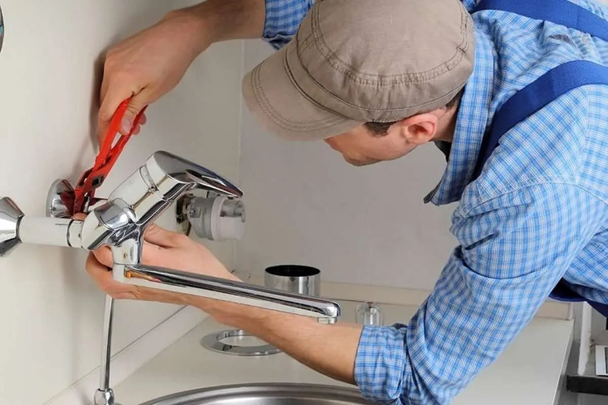 (ویدئو) یک روش ساده و سریع برای رفع نشتی شیر سینک ظرفشویی