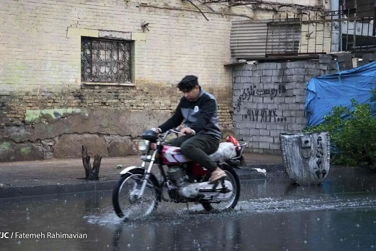 (تصاویر) آبگرفتگی خیابانهای اهواز با چند دقیقه بارندگی