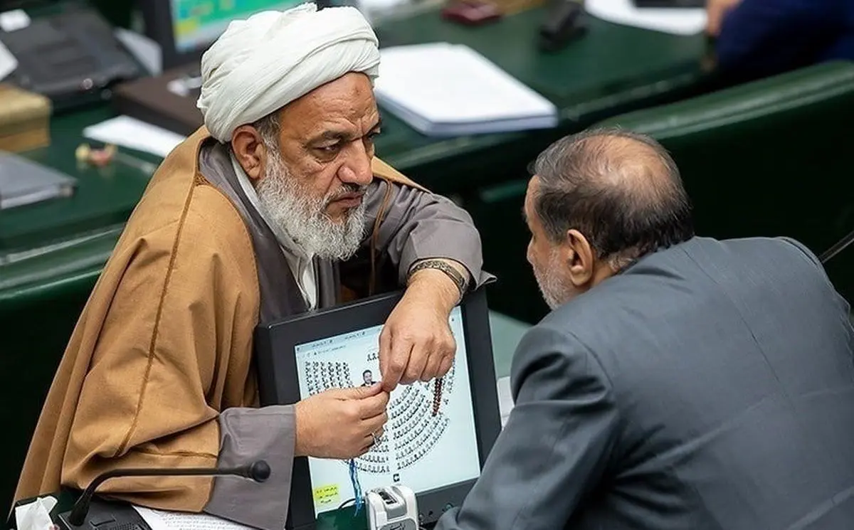 آقاتهرانی: اگر جمعیت پایداری‌ها در مجلس بیشتر باشد بهتر کار می‌کنیم