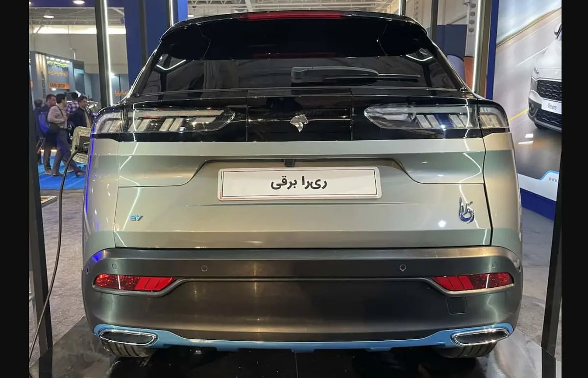 (تصاویر) جنجالی که یک عکس به پا کرد؛ ماجرای اگزوز خودروی برقی ایرانی چه بود؟