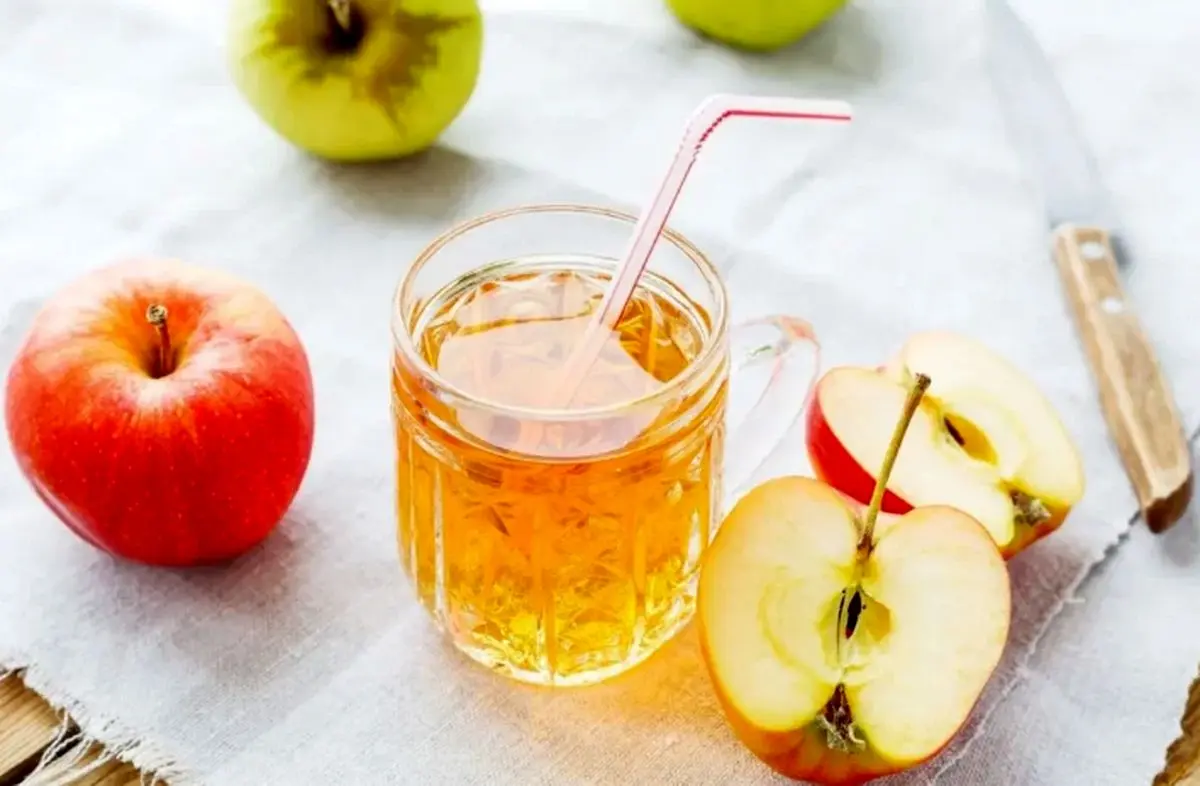 خواص بی‌شمار یک لیوان آب سیب