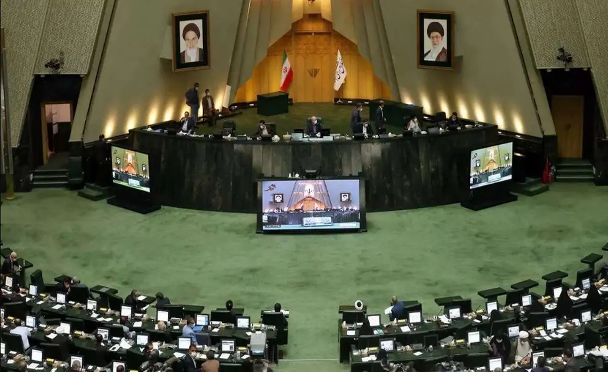 مصوبه مجلس درباره حقوق و مزایای ایثارگران؛ همسران شهدا چه مزایایی می‌گیرند؟