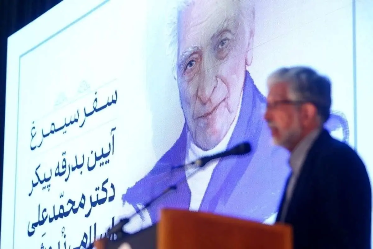 طعنه جمهوری اسلامی به حداد عادل: ملت ایران پدربزرگ نمیخواهد