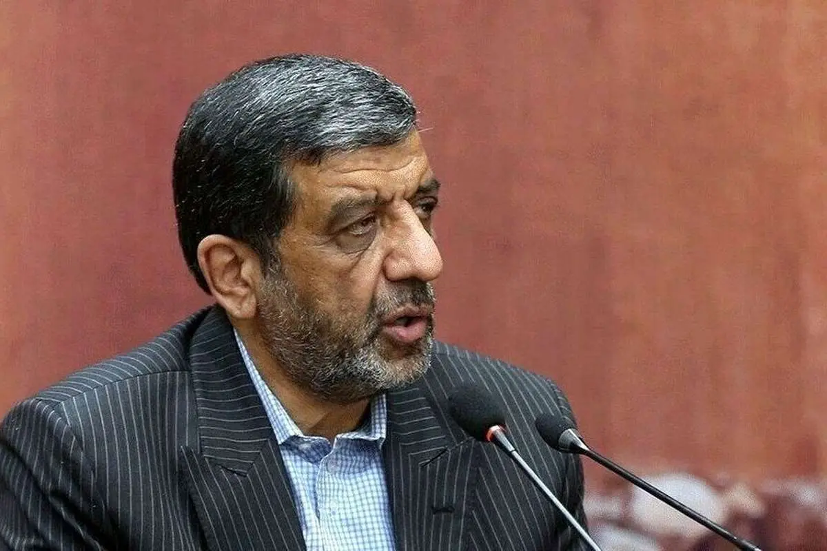 ضرغامی: حضور نوازندۀ خانم خلاف شرع نیست/صدای جولیا بطرس حرام نیست