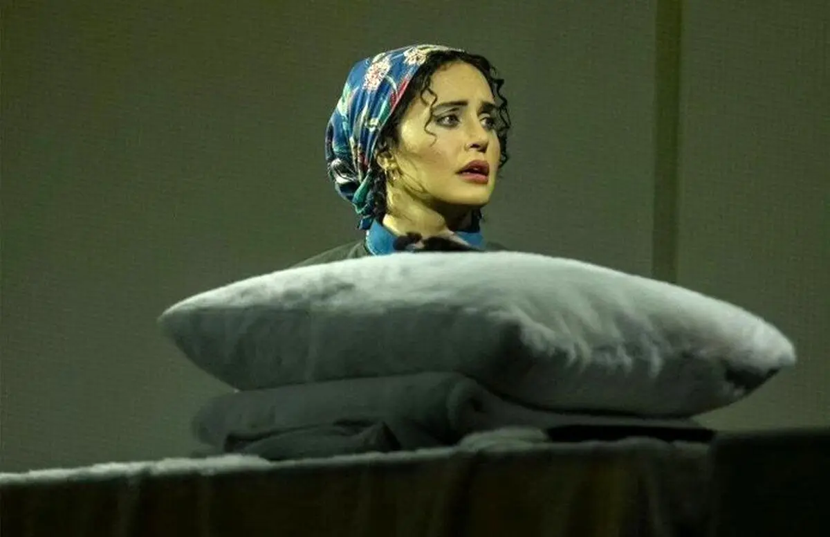 (تصاویر) گریم و استایل الناز شاکردوست روی صحنه تئاتر