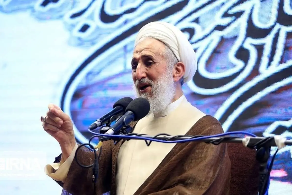 کاظم صدیقی: سران بیشعور غربی نشان داند همه قدرتها آدم برفی هستند