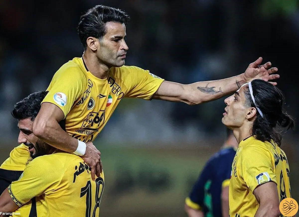 اخراج موقت عیسی آل‌کثیر از سپاهان