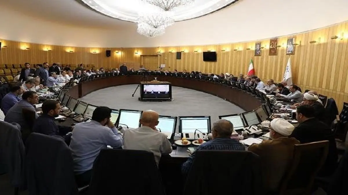 کمیسیون تلفیق بودجه، فقط سه اقتصاددان دارد!