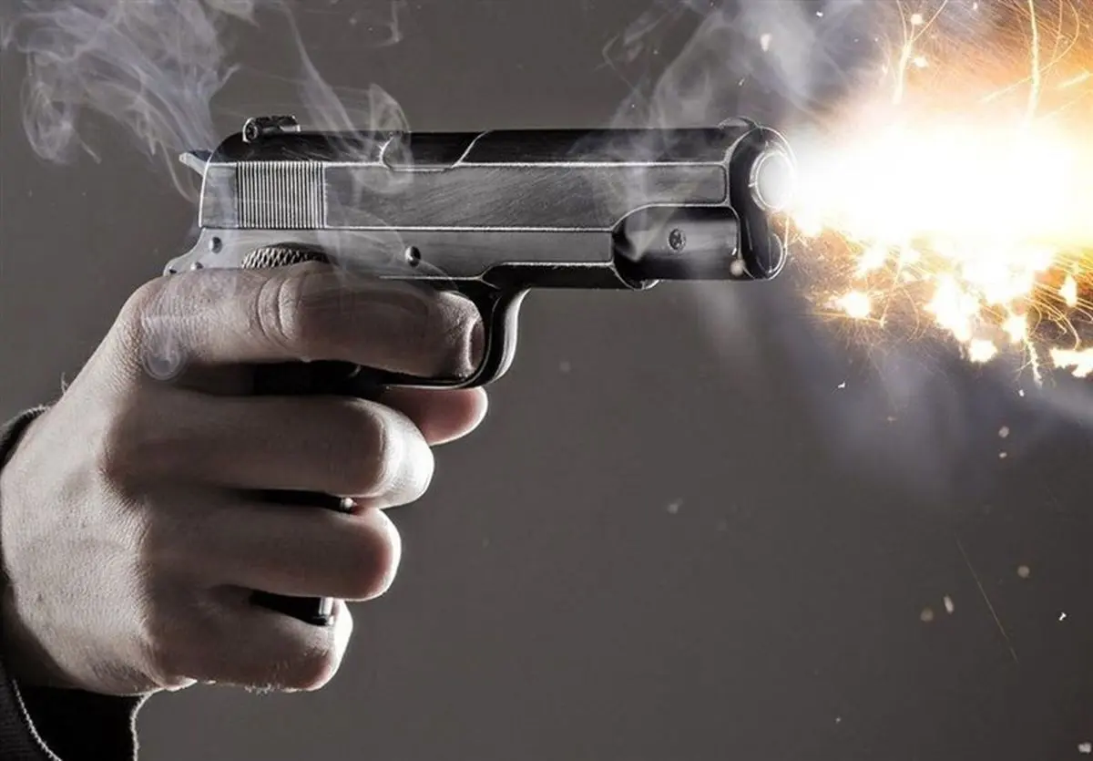 جزییات درگیری مسلحانه چهارراه زند شیراز/ مصدومیت سارق و یکی از شهروندان