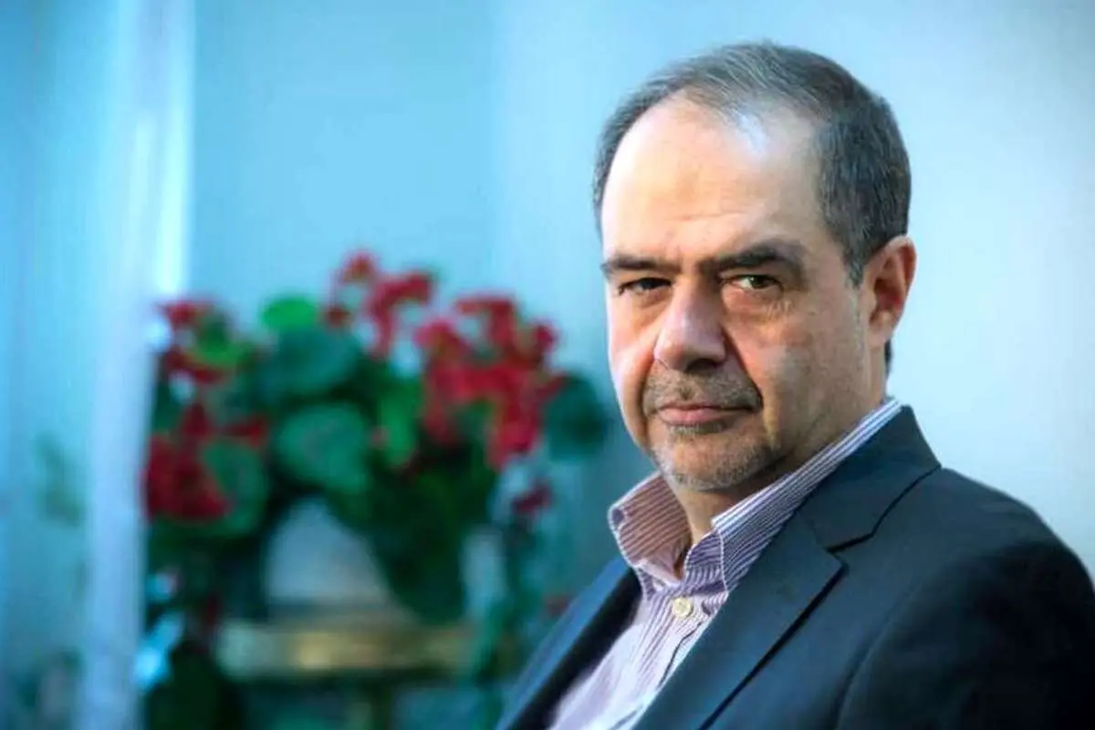 احمدینژاد دیپلماسی کشور را به ذلت و ناکارآمدی کشاند/خاتمی سایه جنگ و تحریم را برداشت