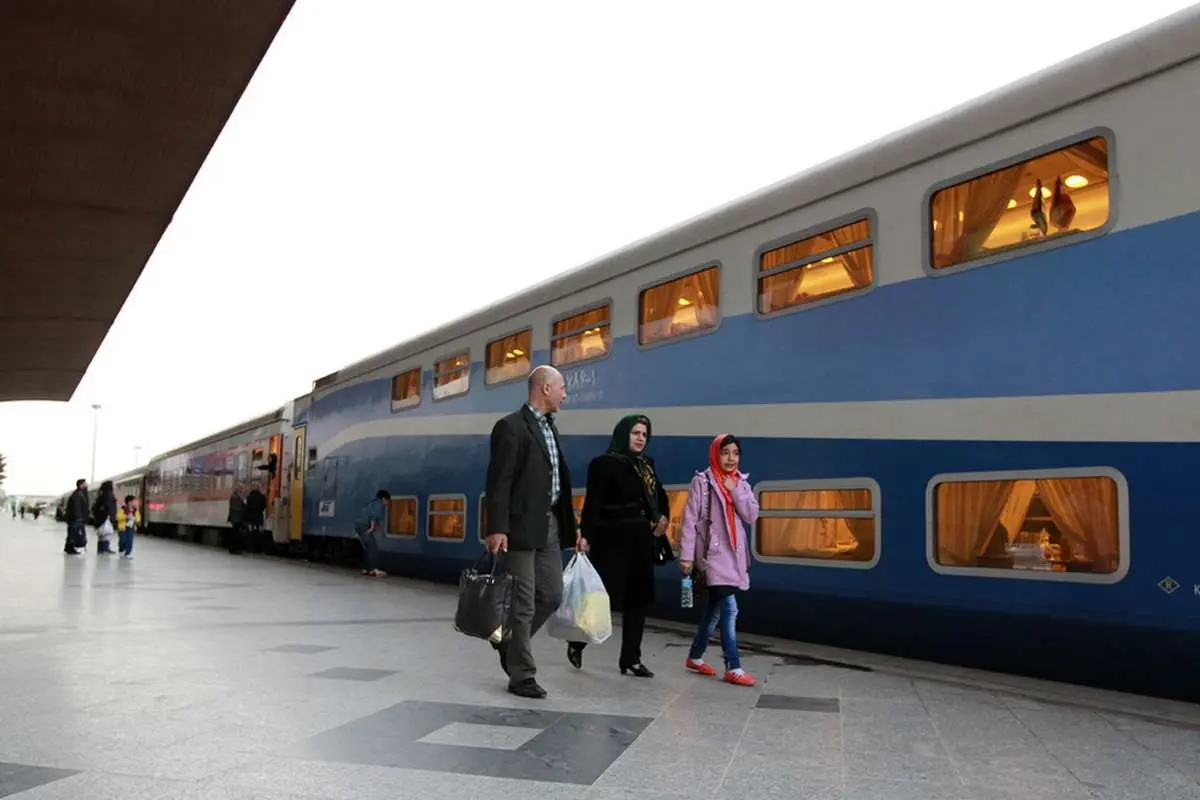 زمان پیشفروش بلیتهای قطار دی ماه