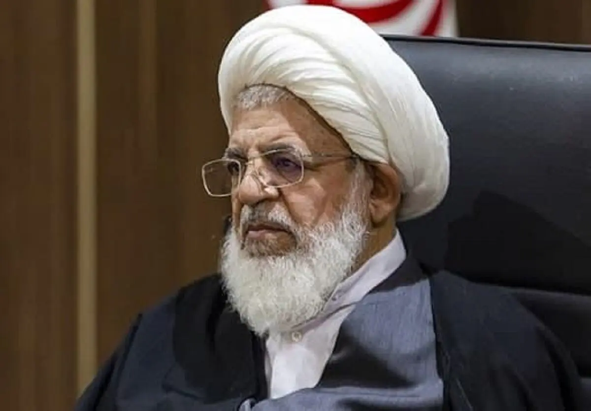 امام جمعه یزد، تورم را به گردن «واردکننده، صادرکننده، تولیدکننده و فروشنده» انداخت:...