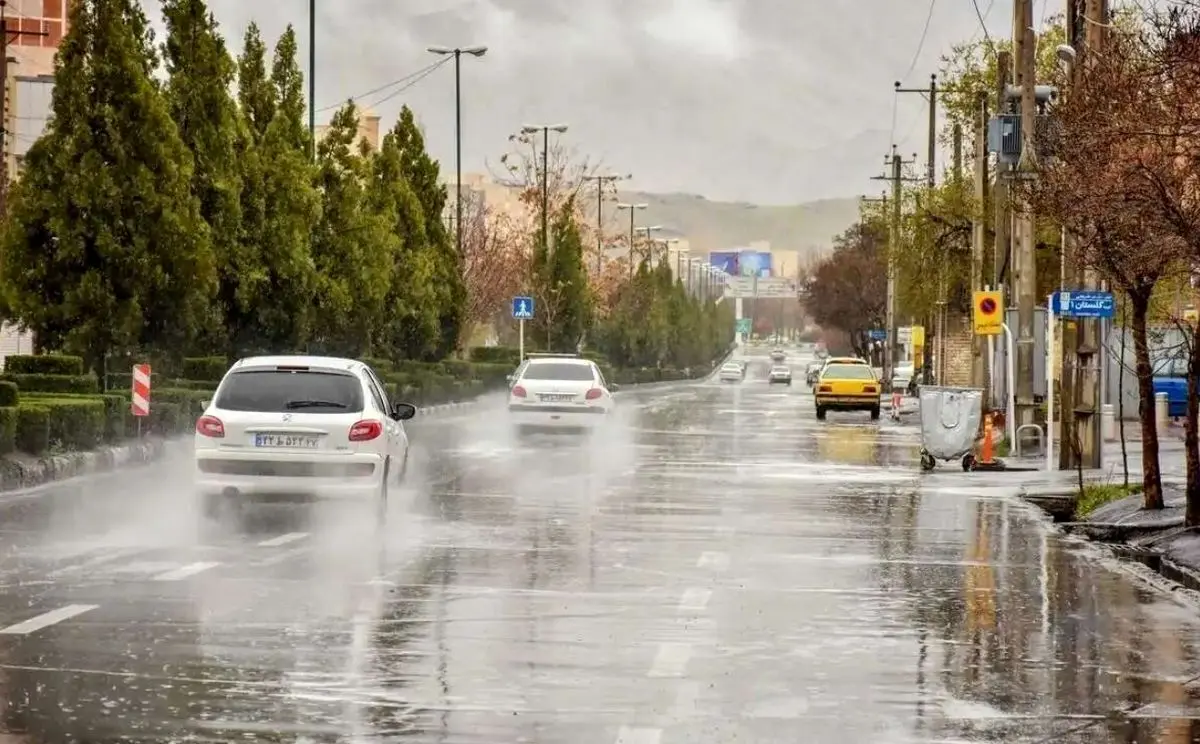 بارش باران و کاهش دما در تهران