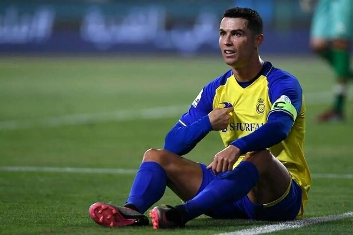 (ویدئو) مصدومیت جزئی رونالدو در برخورد با بیرانوند