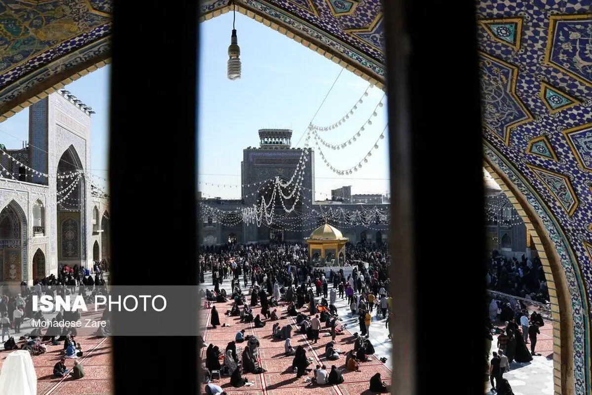 (تصاویر) گنجی جهانی در دل بارگاه منور رضوی