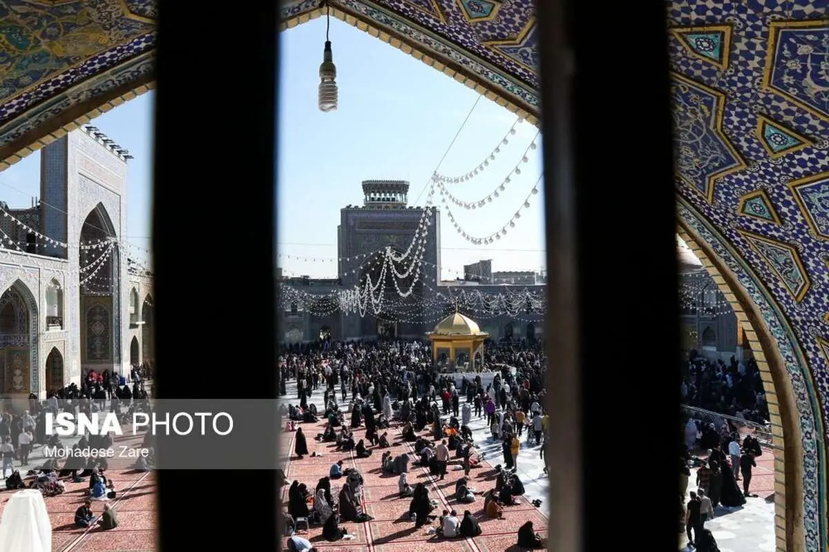(تصاویر) گنجی جهانی در دل بارگاه منور رضوی