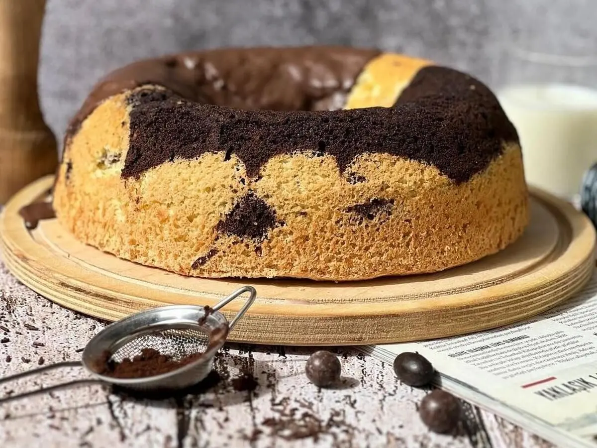 طرز تهیه کیک دو رنگ در ۲۰ دقیقه و بدون فر!