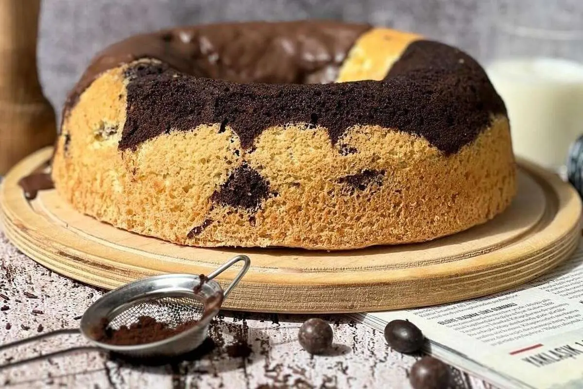 طرز تهیه کیک دو رنگ در ۲۰ دقیقه و بدون فر!