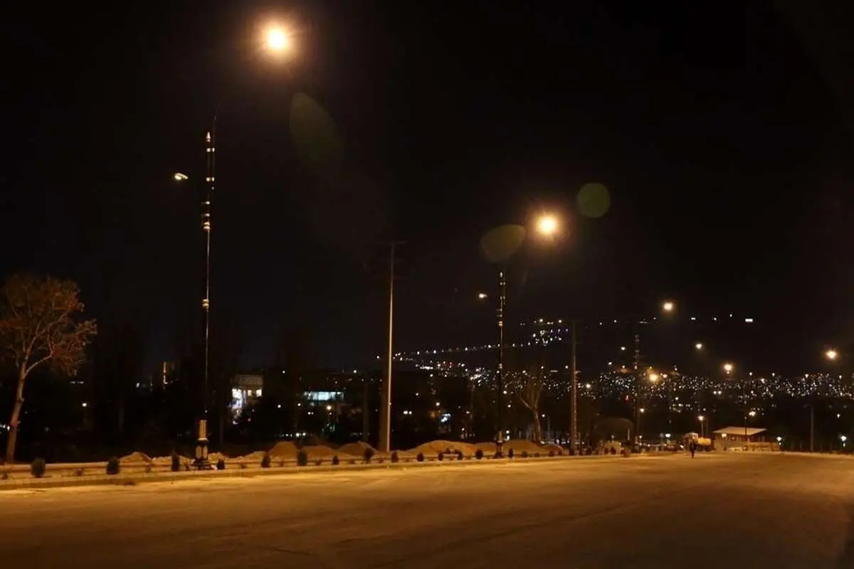 (کاریکاتور) از شرکت برق و شهرداری ملولم، برق شهرم آرزوست!