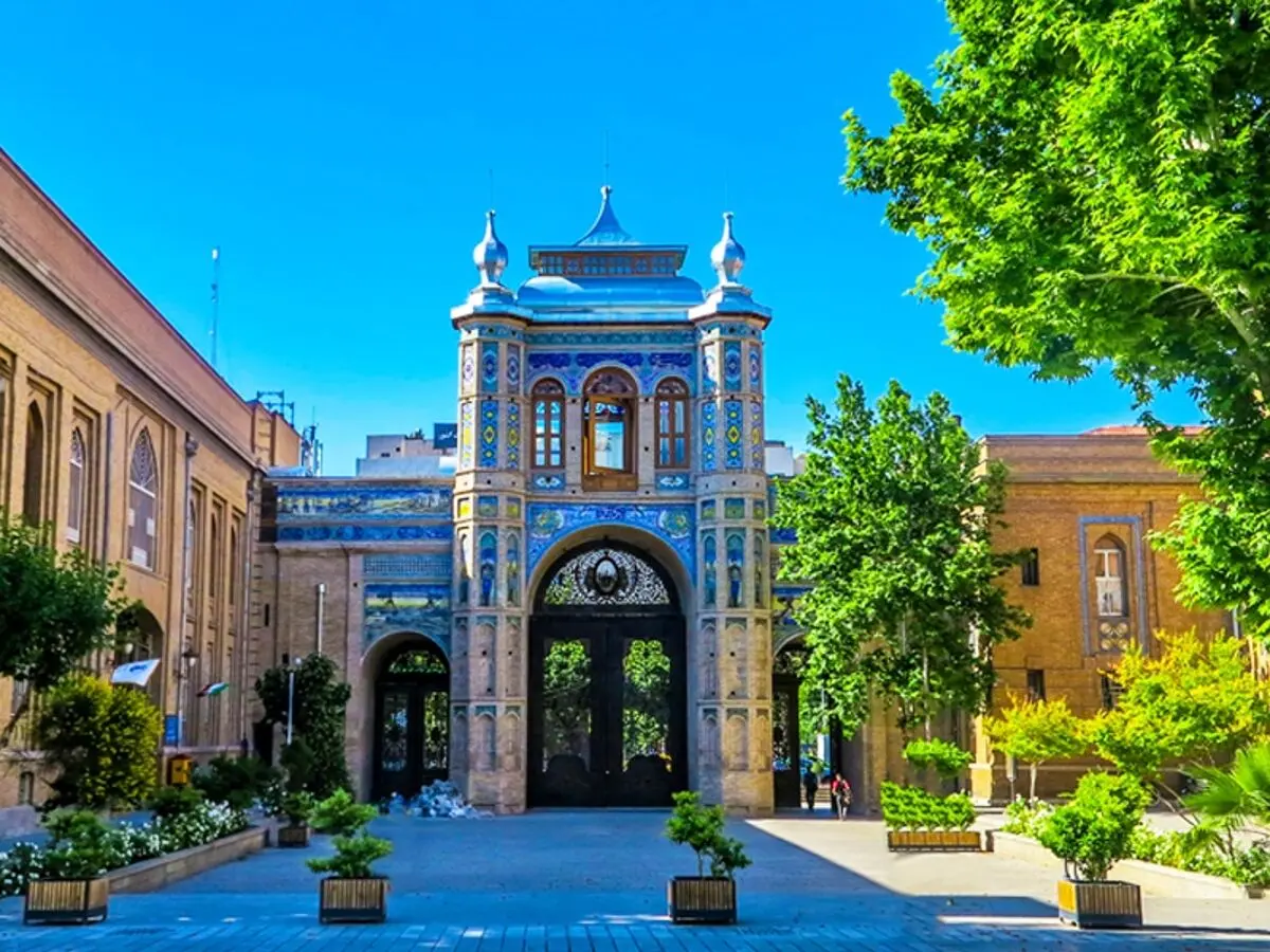 زیبایی چشم‌نواز بهشت آرام در تهران پاییزی