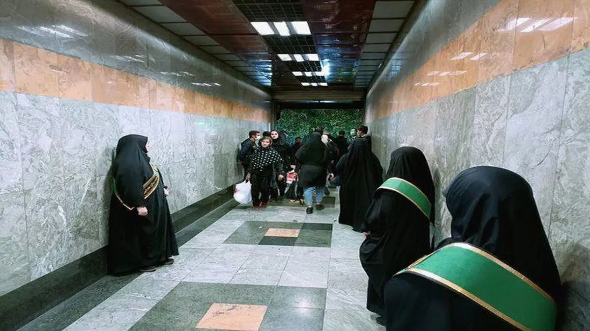 واکنش مترو تهران به حجاب‌بان‌ها؛ ما یگان حفاظت داریم که نیروی مترو هستند!