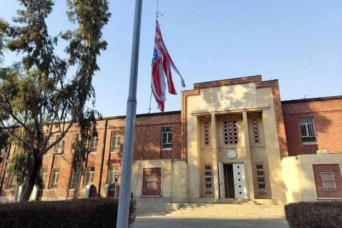 (تصاویر) سفارت آمریکا در تهران؛ ۶۵ سال قبل