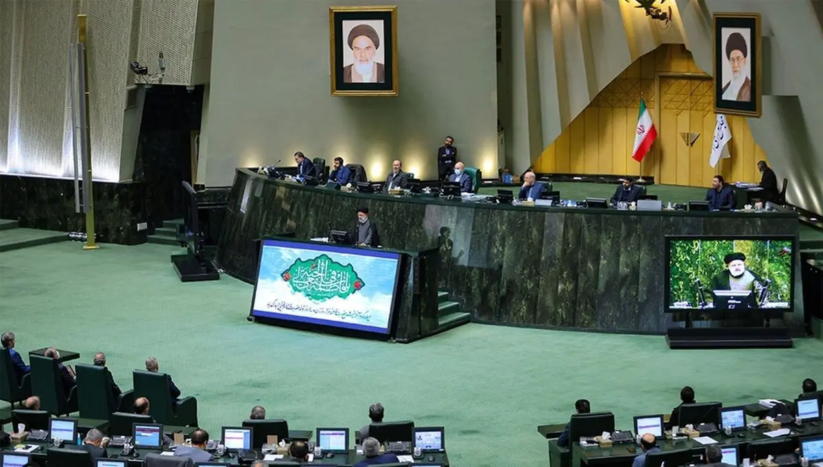 خبر فوری مجلس درباره افزایش حقوق این مشاغل