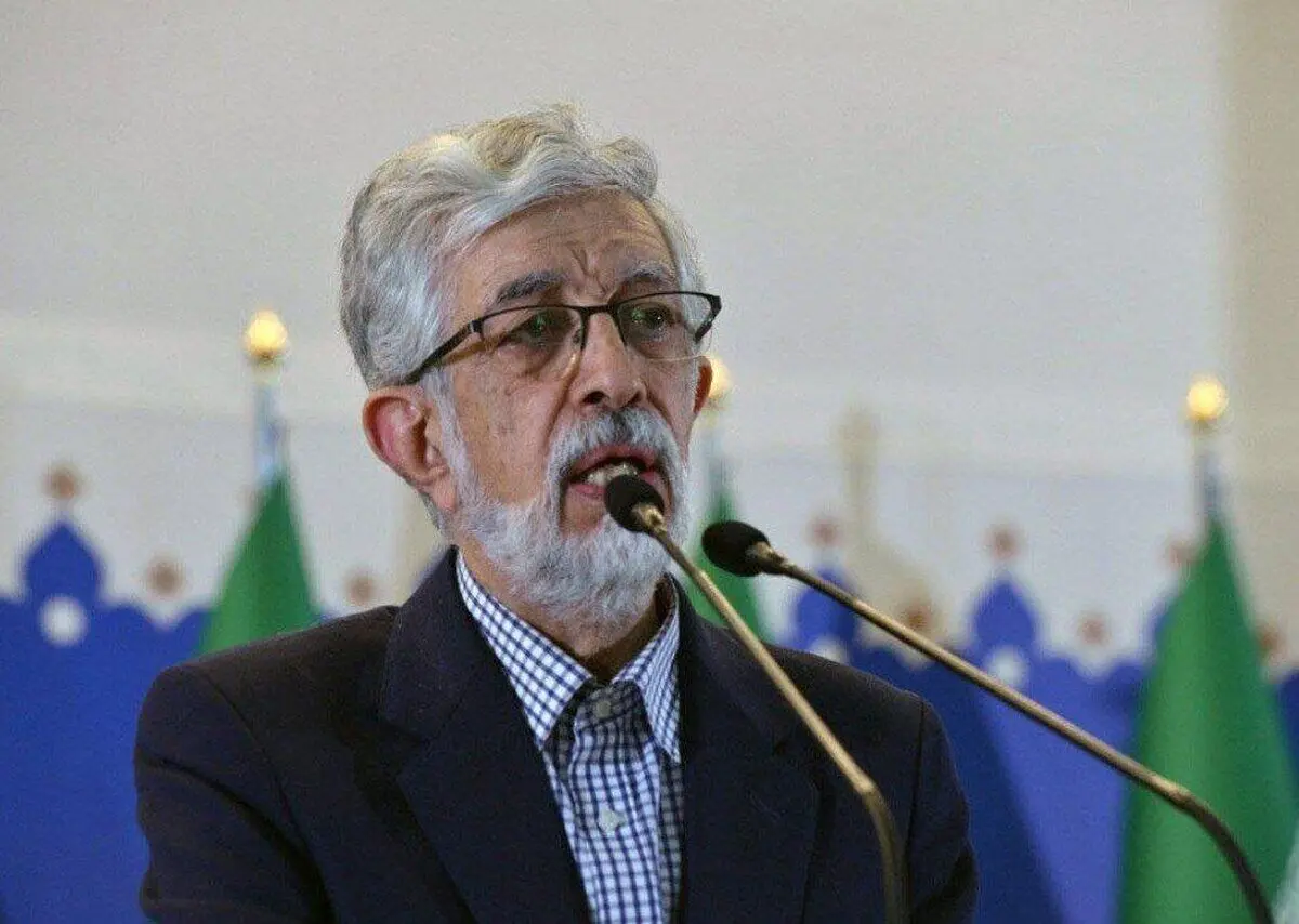 جنجال در زمان سخنرانی حدادعادل /حاضران سالن را ترک کردند