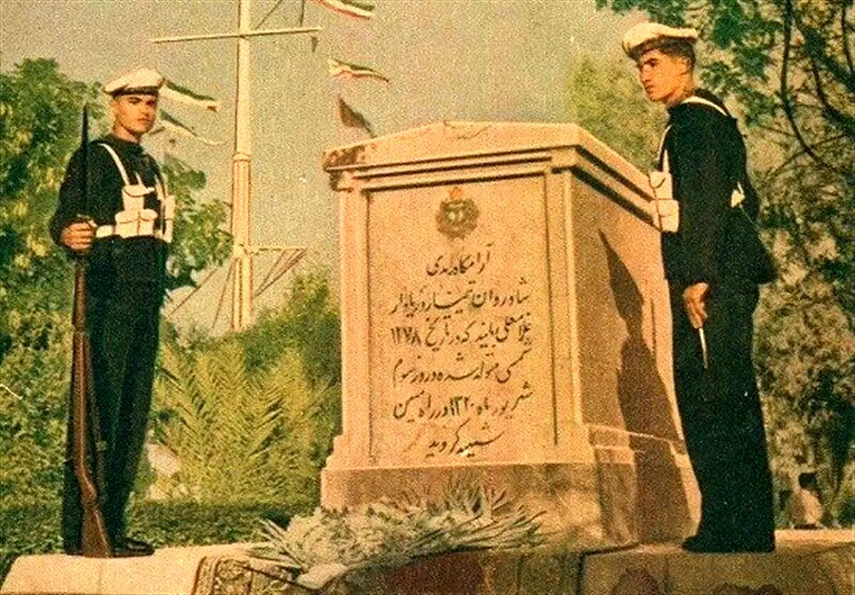 (عکس) دو برادری که در مقابل متفقین ایستادگی کردند