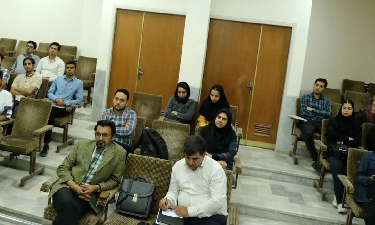 سقوط تمایل جوانان به تحصیلات تکمیلی