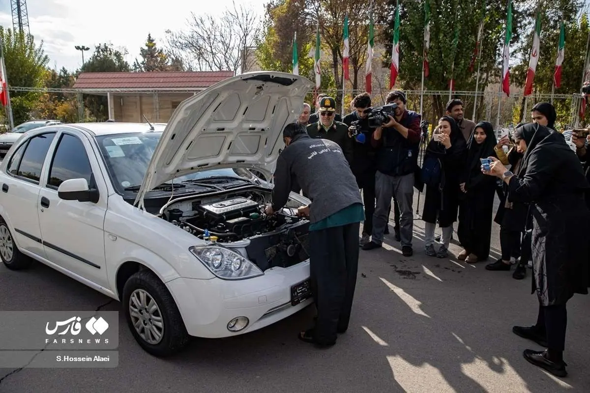 (تصاویر) دستگیری ۱۱ سارق خودرو و موتورسیکلت