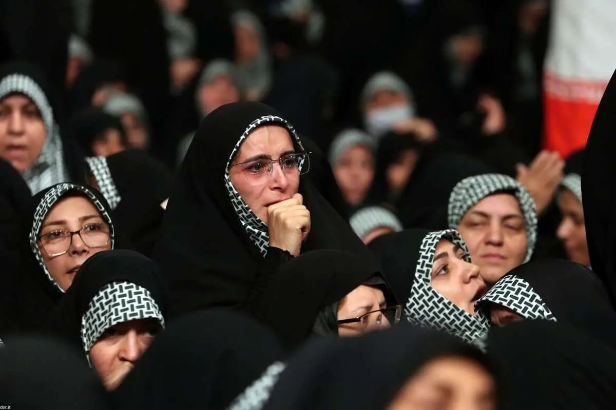 (تصاویر) دیدار بسیجیان با رهبر انقلاب