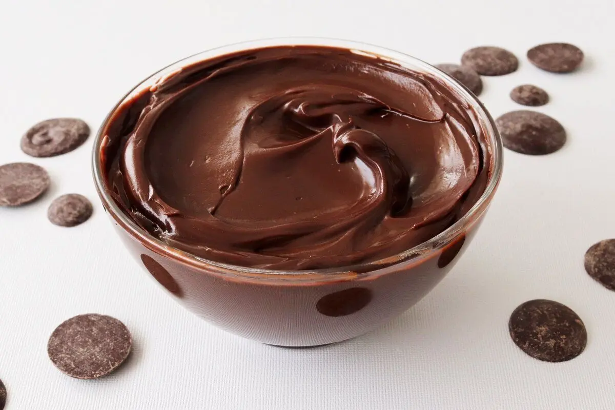 (ویدئو) گاناش؛ یک دسر راحت برای مهمانی‌ها