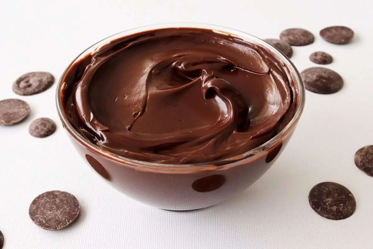 (ویدئو) گاناش؛ یک دسر راحت برای مهمانیها