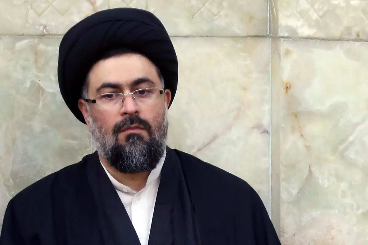 (عکس) خوش و بش نوه امام خمینی (ره) و امام جمعه تهران