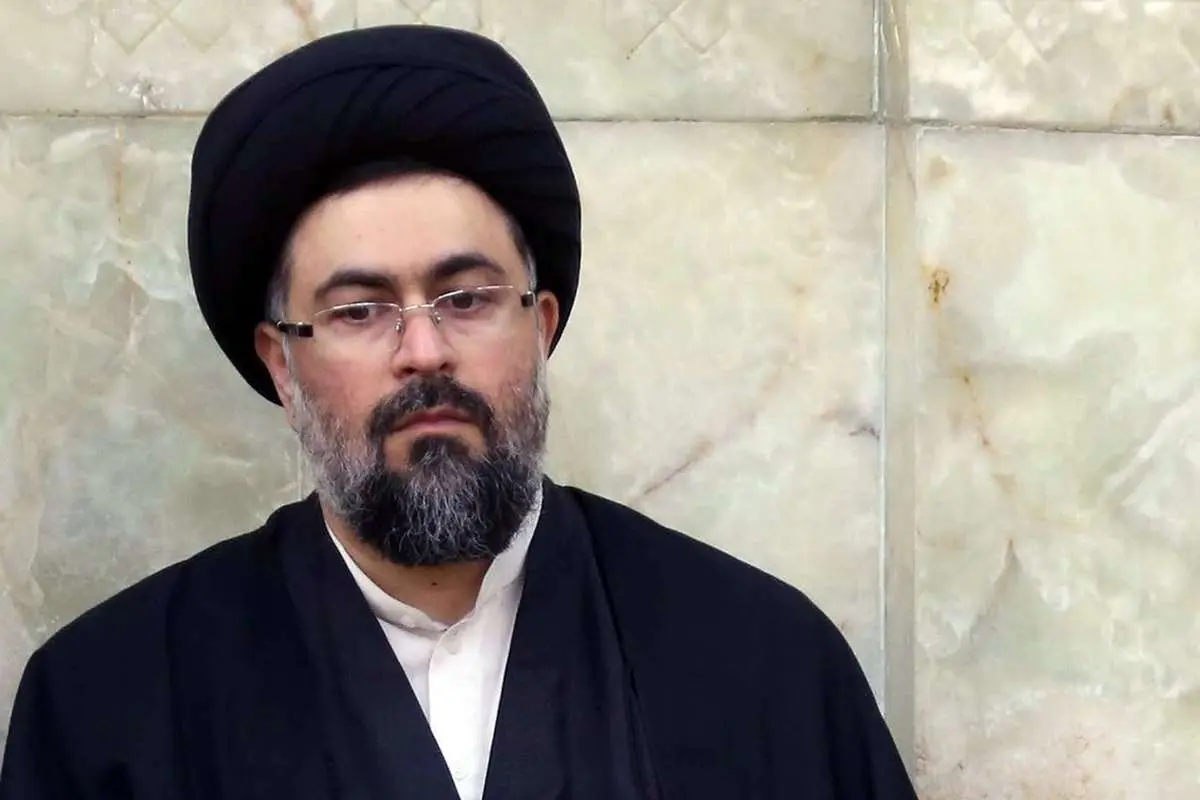 (عکس) خوش و بش نوه امام خمینی (ره) و امام جمعه تهران