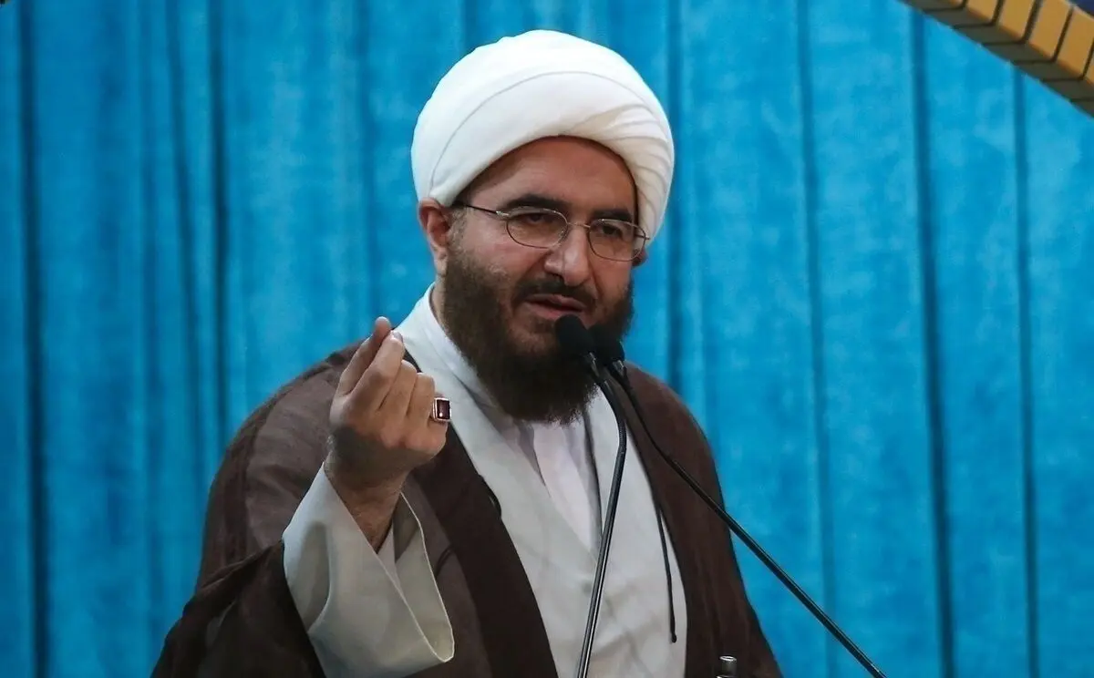 امام جمعه تهران: دولت بازار ارز را تا حد زیادی مهار کرد حالا برای مسکن اقدام کند