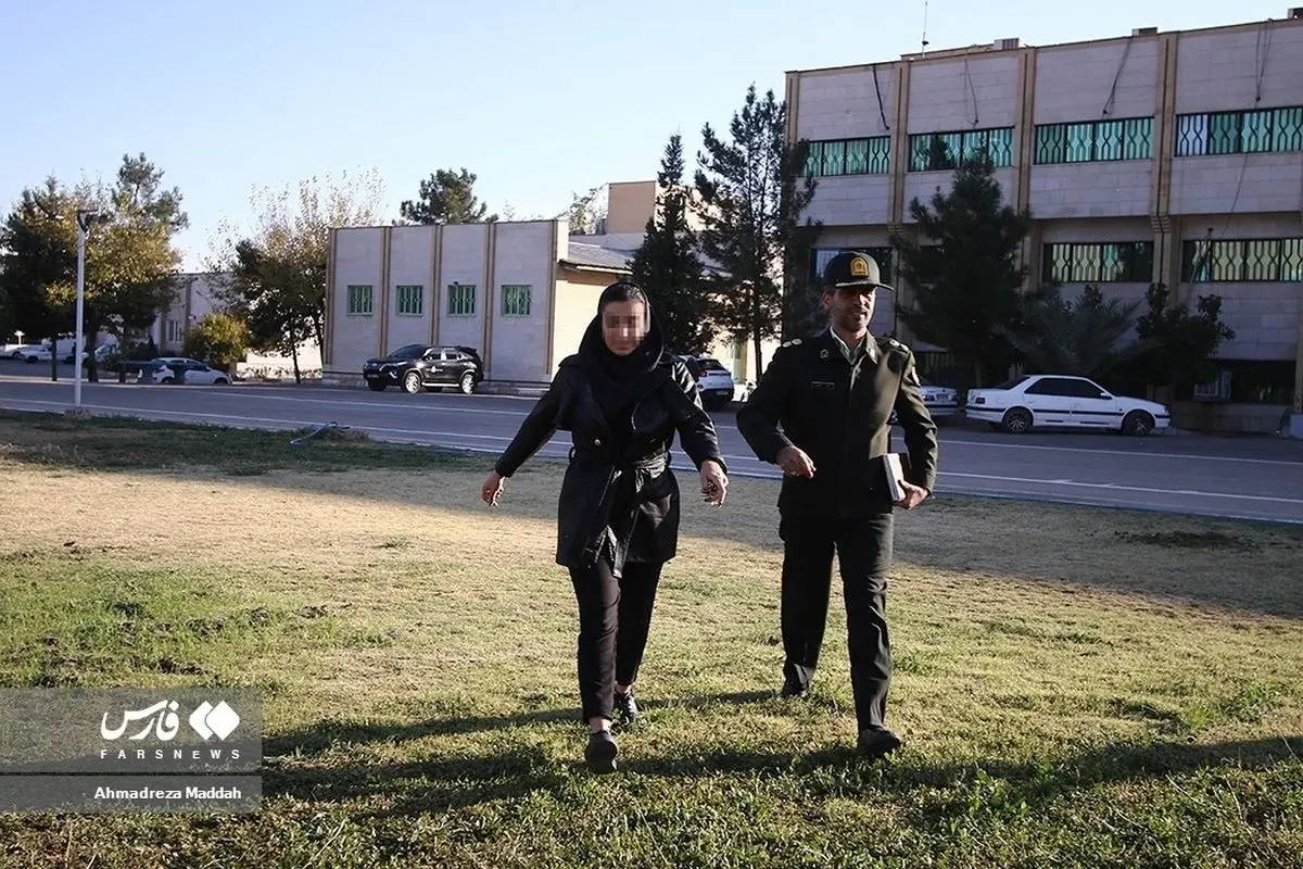 (تصاویر) بازگشت گروگان شیرازی به آغوش خانواده