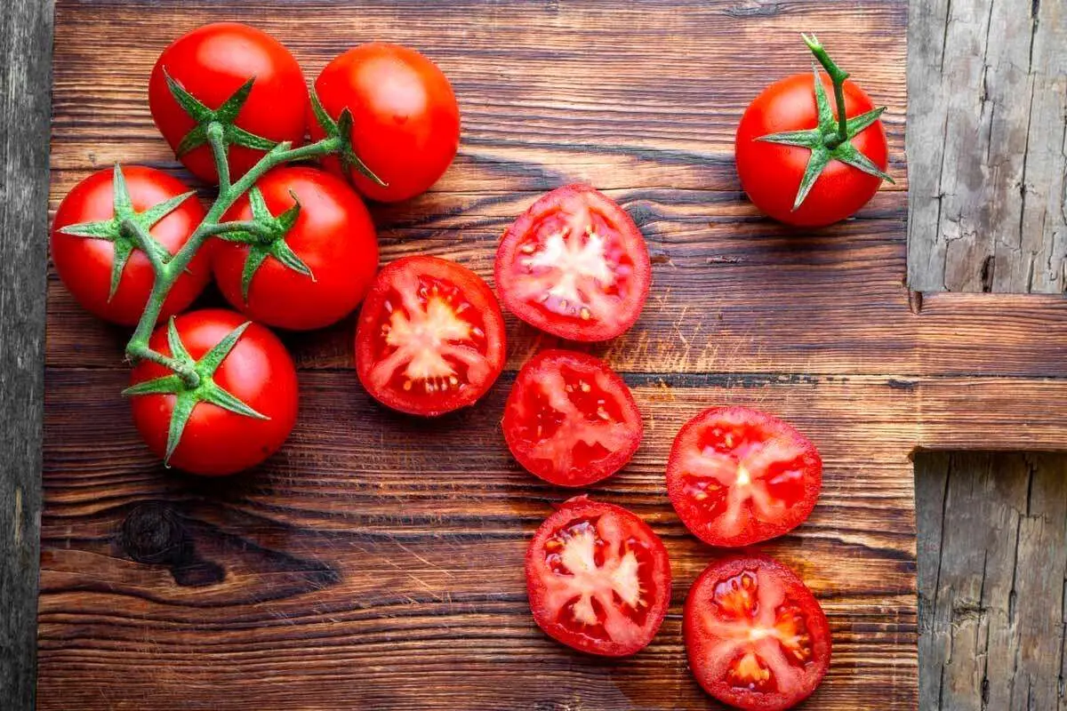 قیمت گوجه فرنگی کی آرام میگیرد؟ + لیست قیمت انواع رب گوجه فرنگی